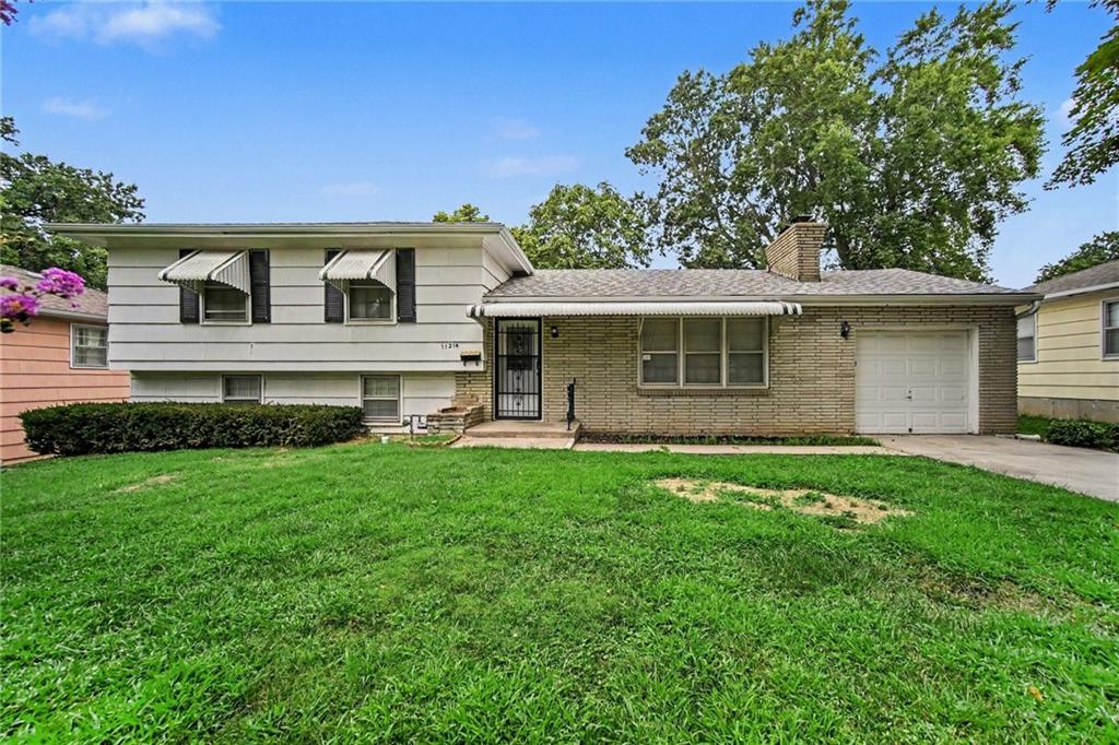 Listing Photo MLS #HMS2637403