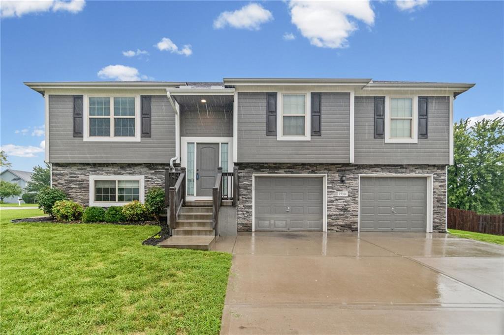 Listing Photo MLS #HMS2637416