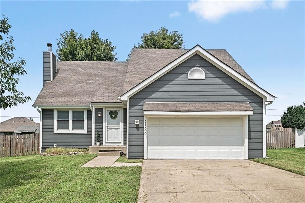 Listing Photo MLS #HMS2637422