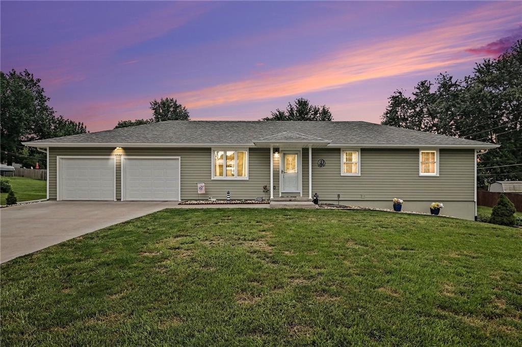 Listing Photo MLS #HMS2637450