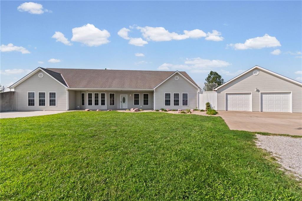 Listing Photo MLS #HMS2637471
