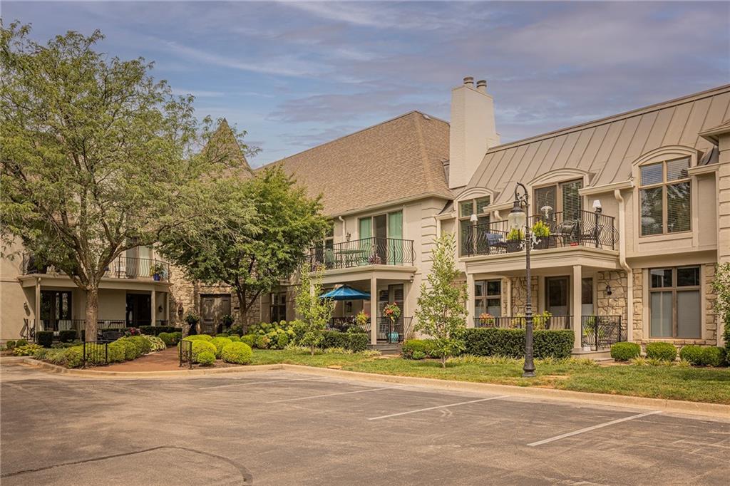 Listing Photo MLS #HMS2637507
