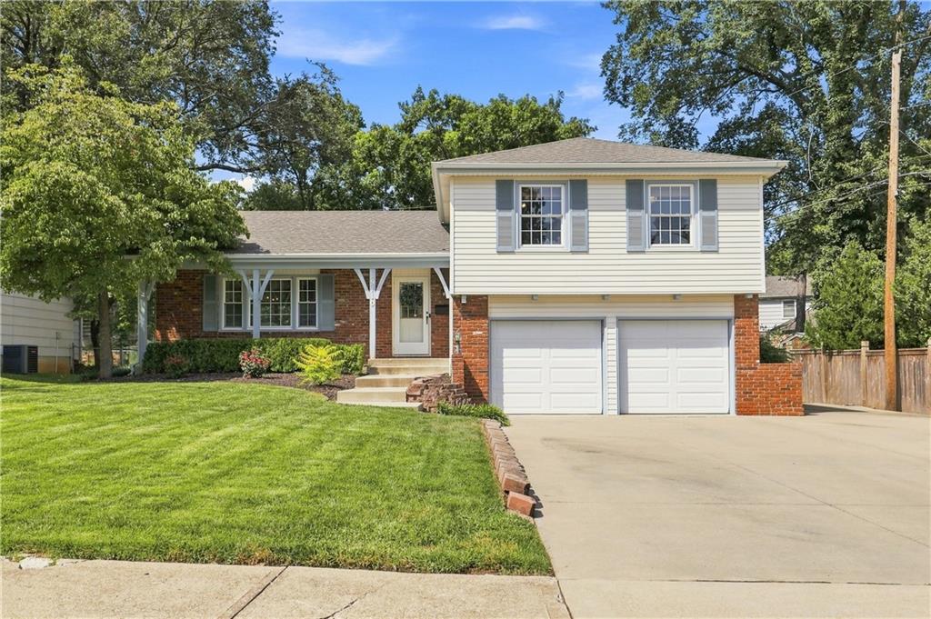 Listing Photo MLS #HMS2637553