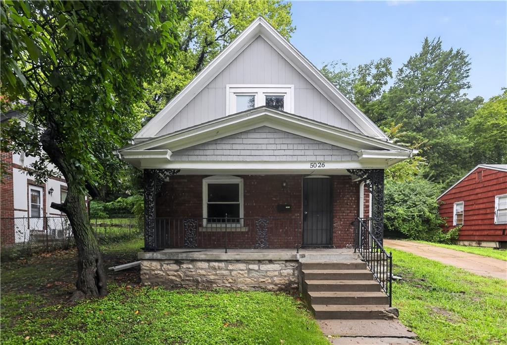 Listing Photo MLS #HMS2637556