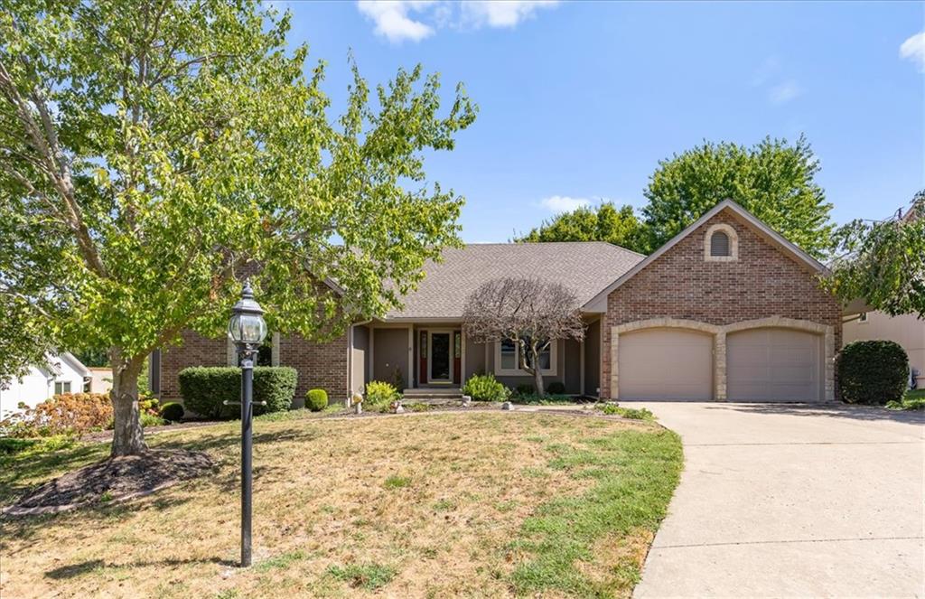 Listing Photo MLS #HMS2637576