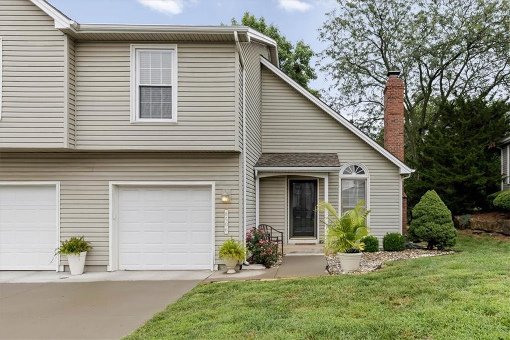 Listing Photo MLS #HMS2637604