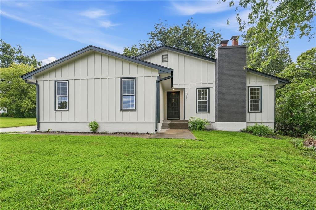 Listing Photo MLS #HMS2637619