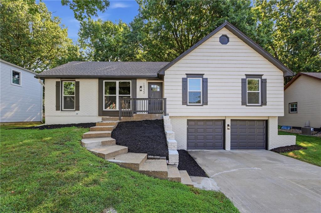 Listing Photo MLS #HMS2637644