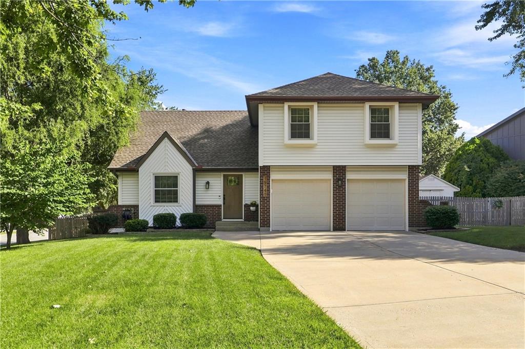 Listing Photo MLS #HMS2637647