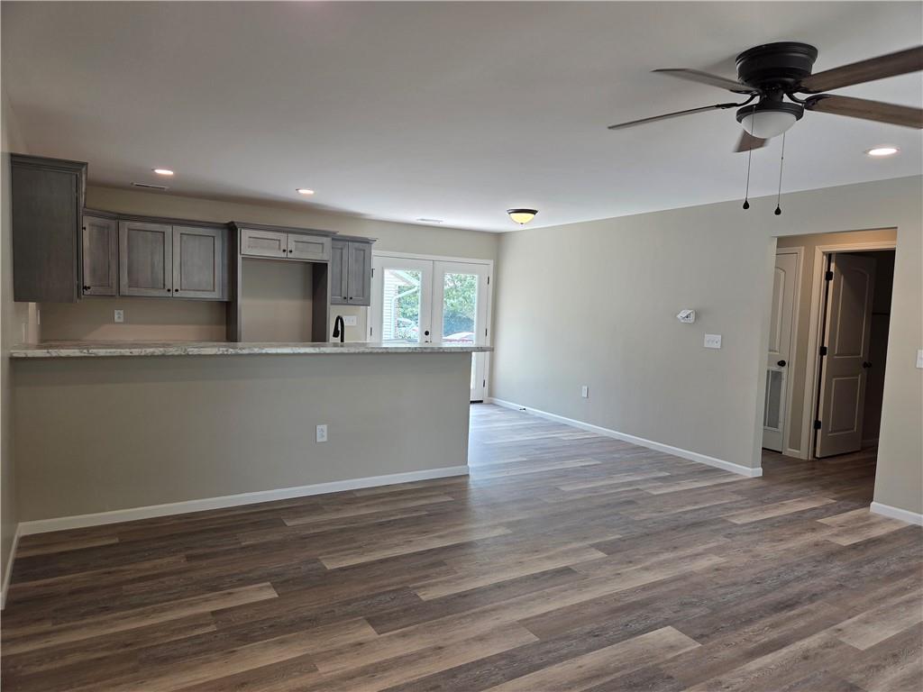 Listing Photo MLS #HMS2637652