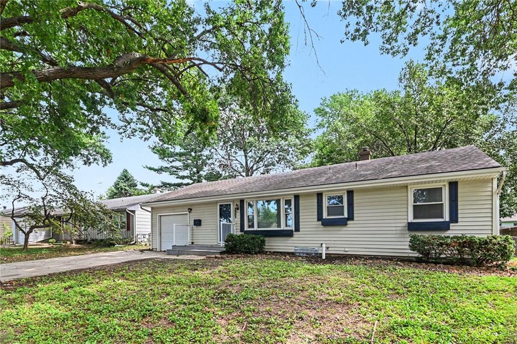 Listing Photo MLS #HMS2637658