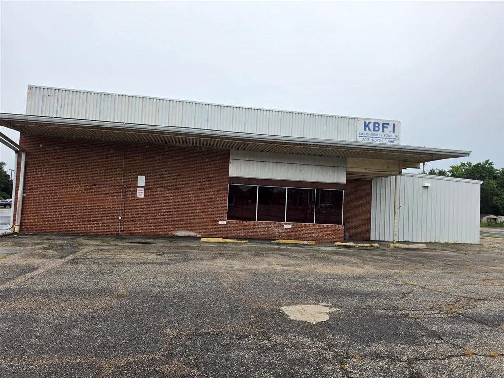 Listing Photo MLS #HMS2637673