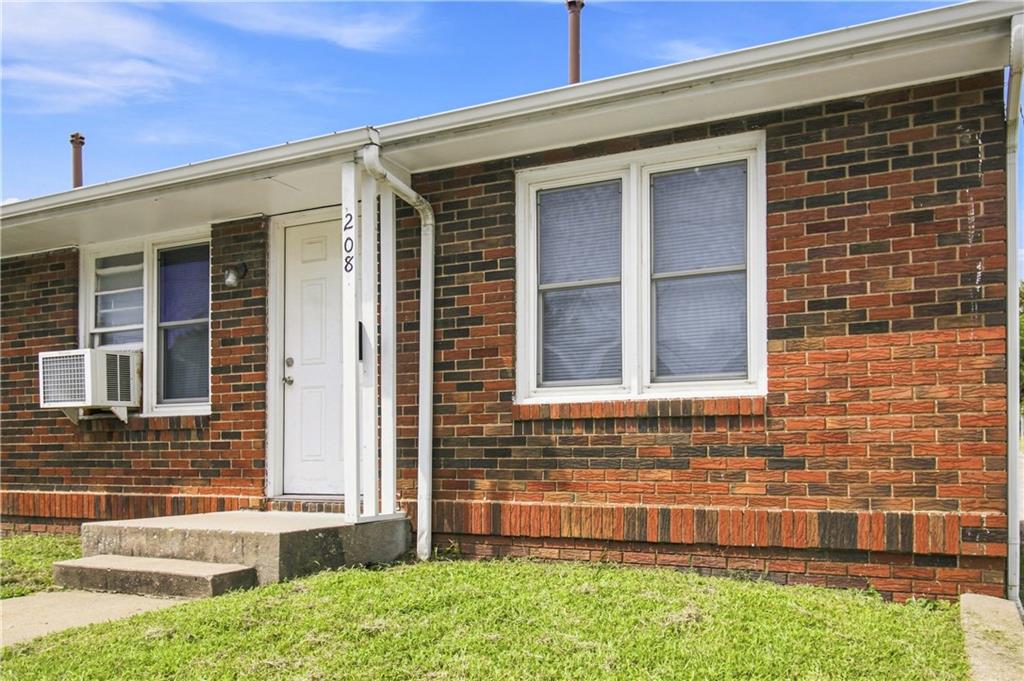 Listing Photo MLS #HMS2637720