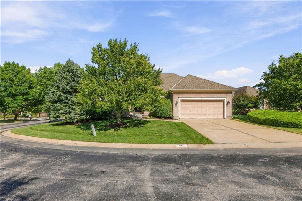 Listing Photo MLS #HMS2637725