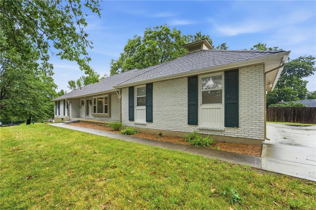 Listing Photo MLS #HMS2637741