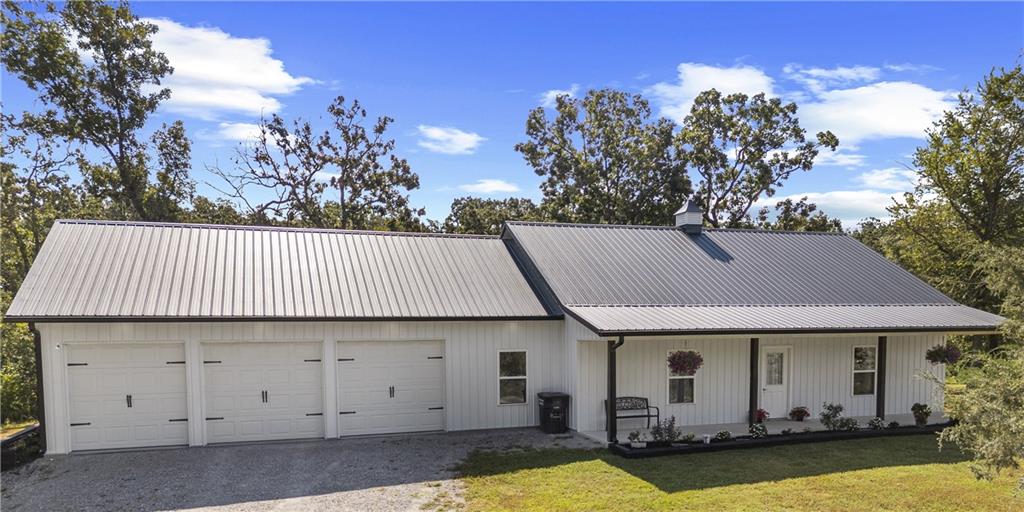 Listing Photo MLS #HMS2637758