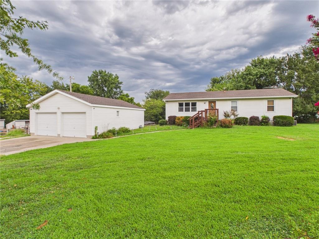 Listing Photo MLS #HMS2637775