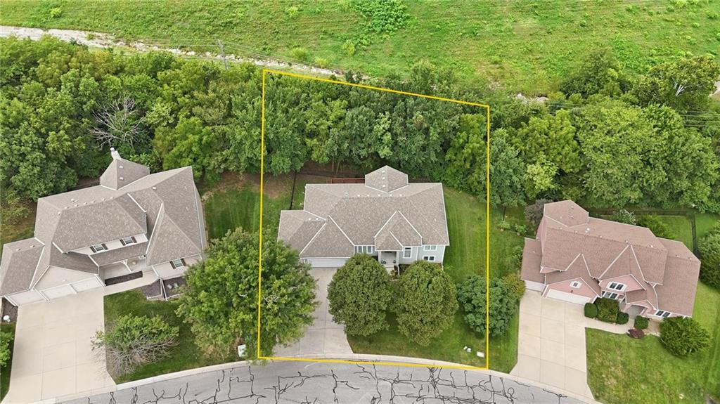 Listing Photo MLS #HMS2637776