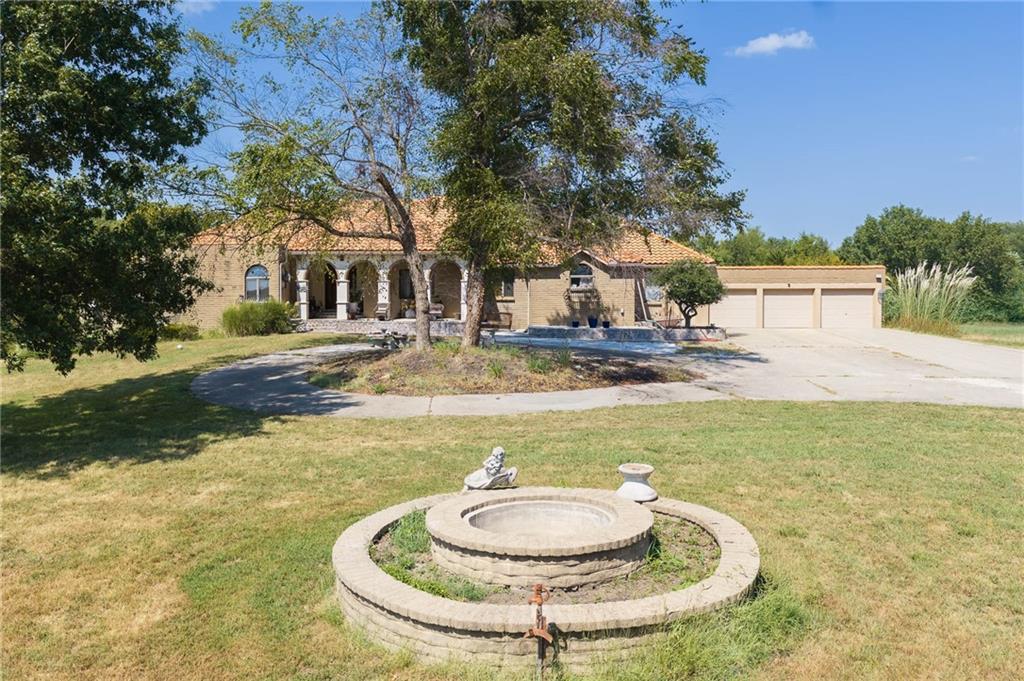 Listing Photo MLS #HMS2637780