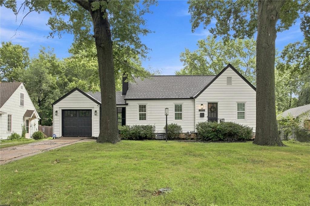 Listing Photo MLS #HMS2637823
