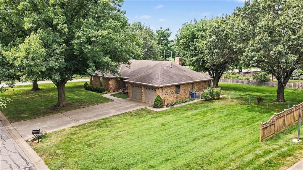 Listing Photo MLS #HMS2637825