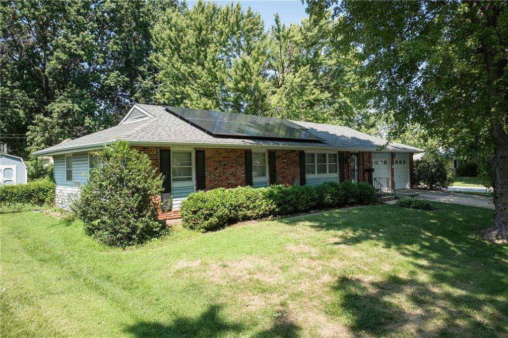 Listing Photo MLS #HMS2637831