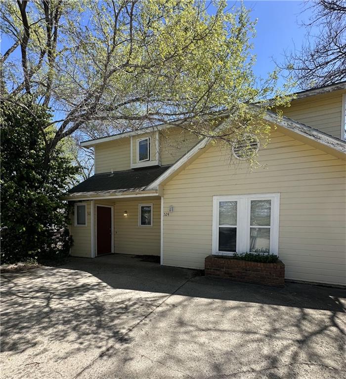 Listing Photo MLS #HMS2637876