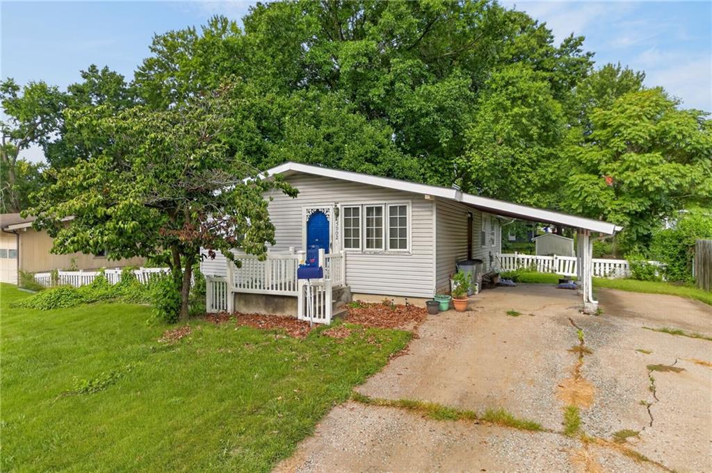 Listing Photo MLS #HMS2637891