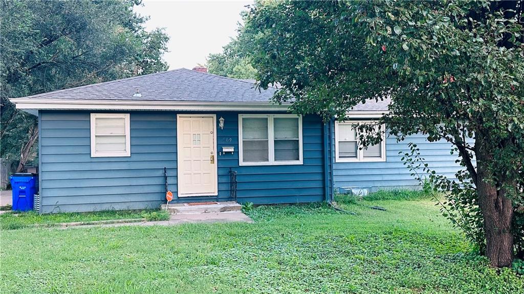 Listing Photo MLS #HMS2637999
