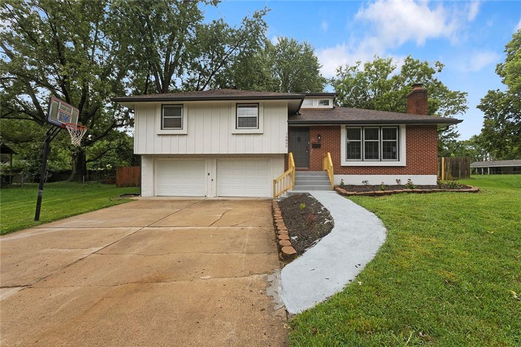 Listing Photo MLS #HMS2638052