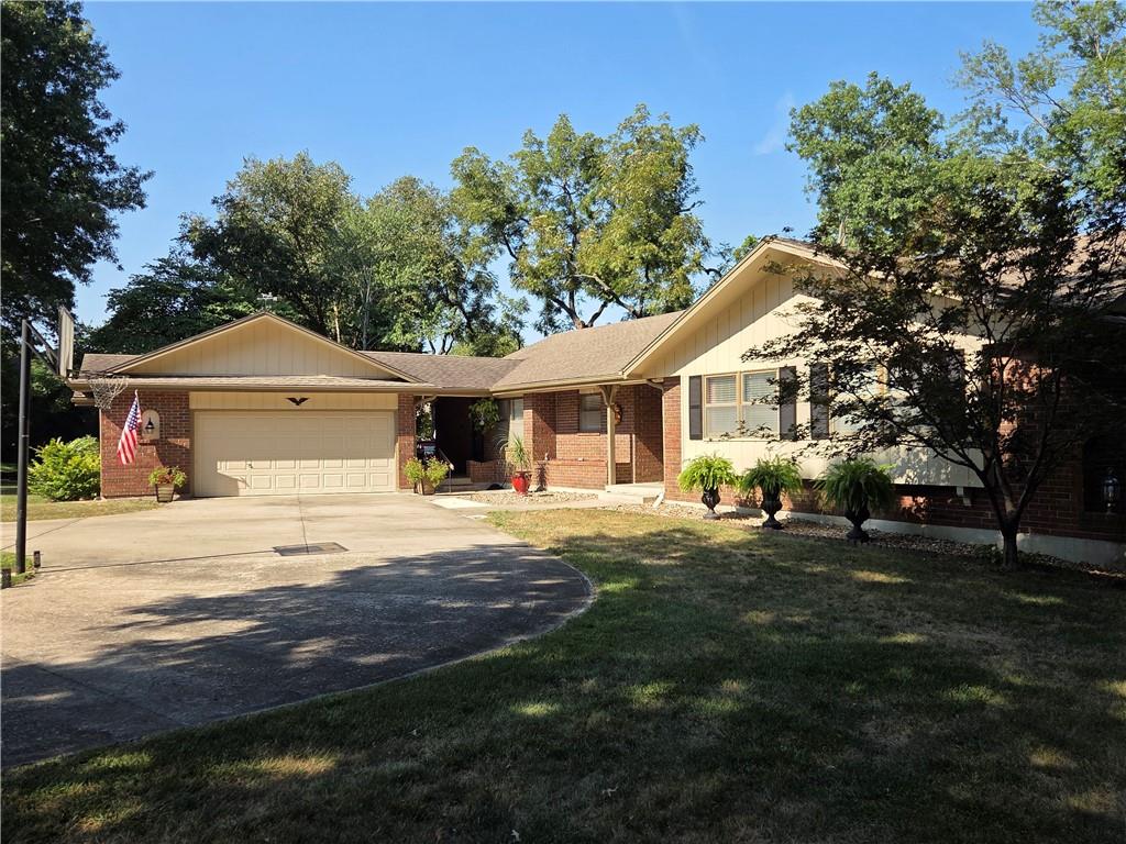 Listing Photo MLS #HMS2638136
