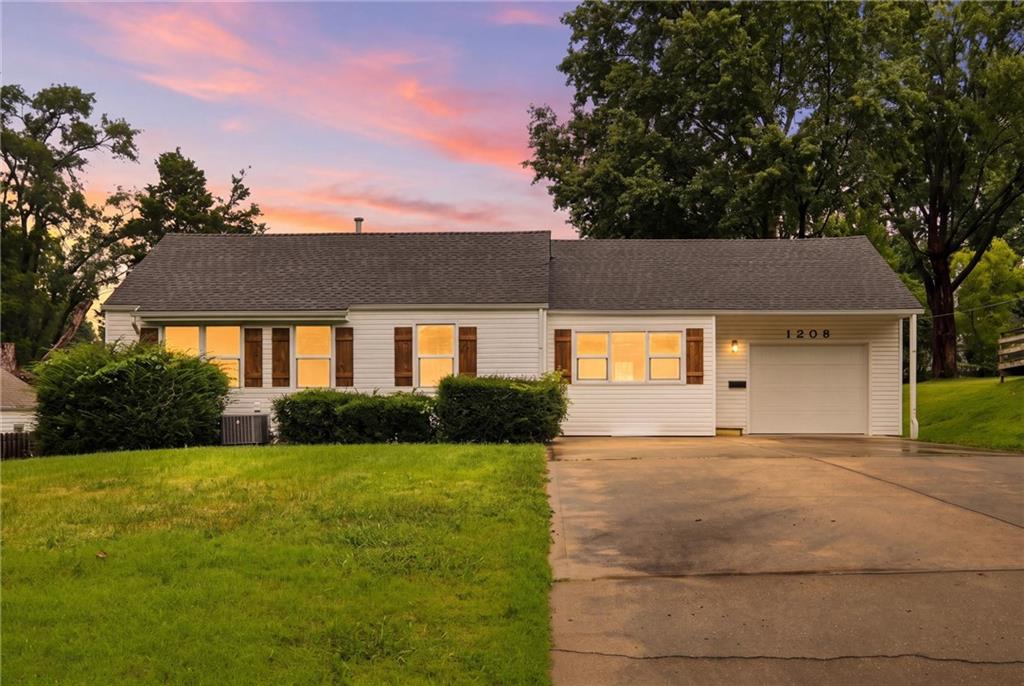 Listing Photo MLS #HMS2638178