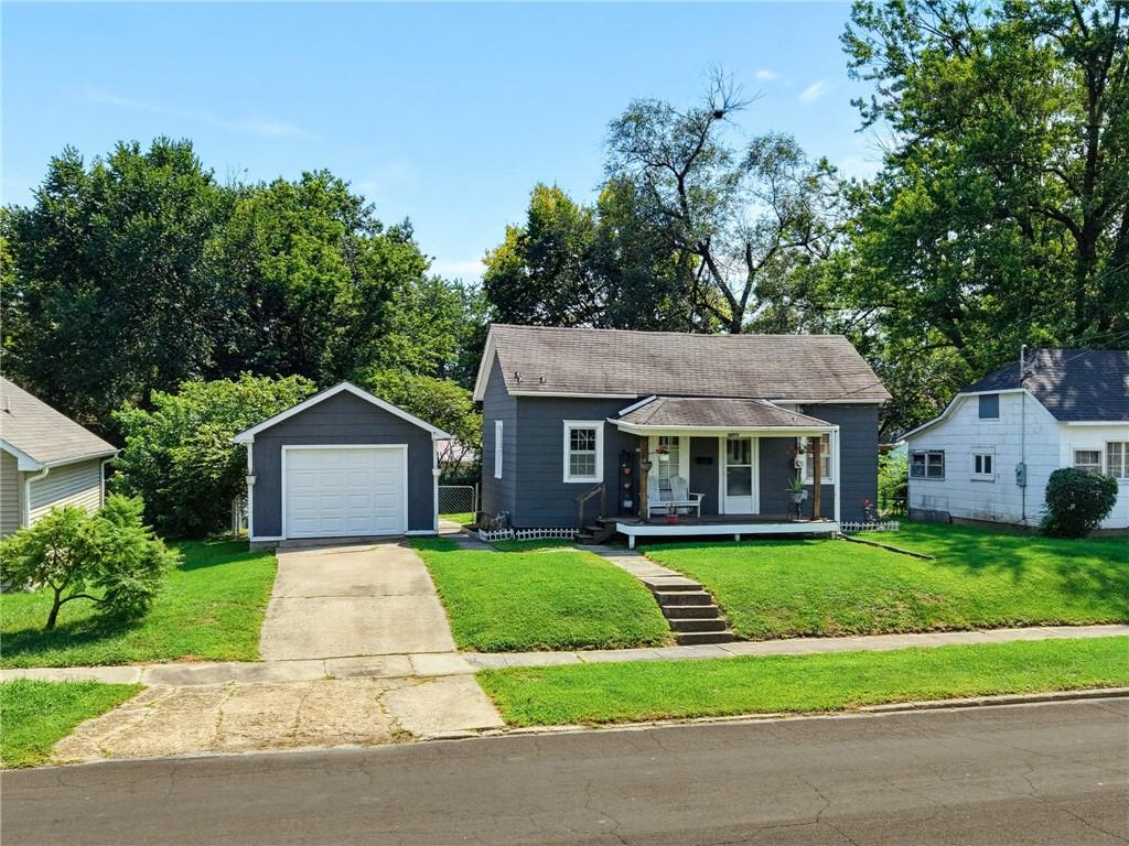 Listing Photo MLS #HMS2638246