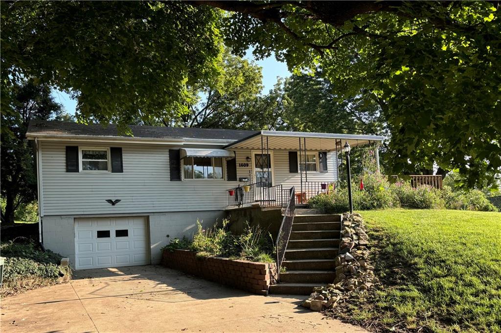 Listing Photo MLS #HMS2638295