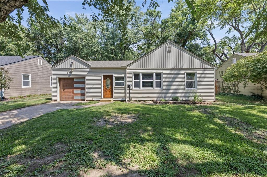 Listing Photo MLS #HMS2638306