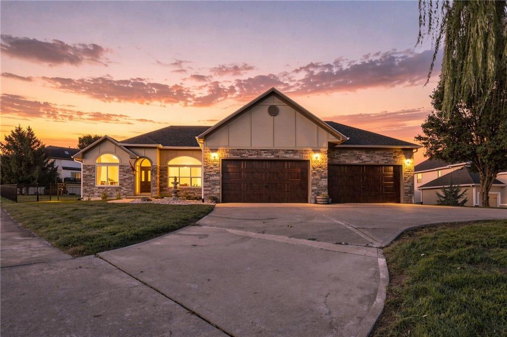 Listing Photo MLS #HMS2638349