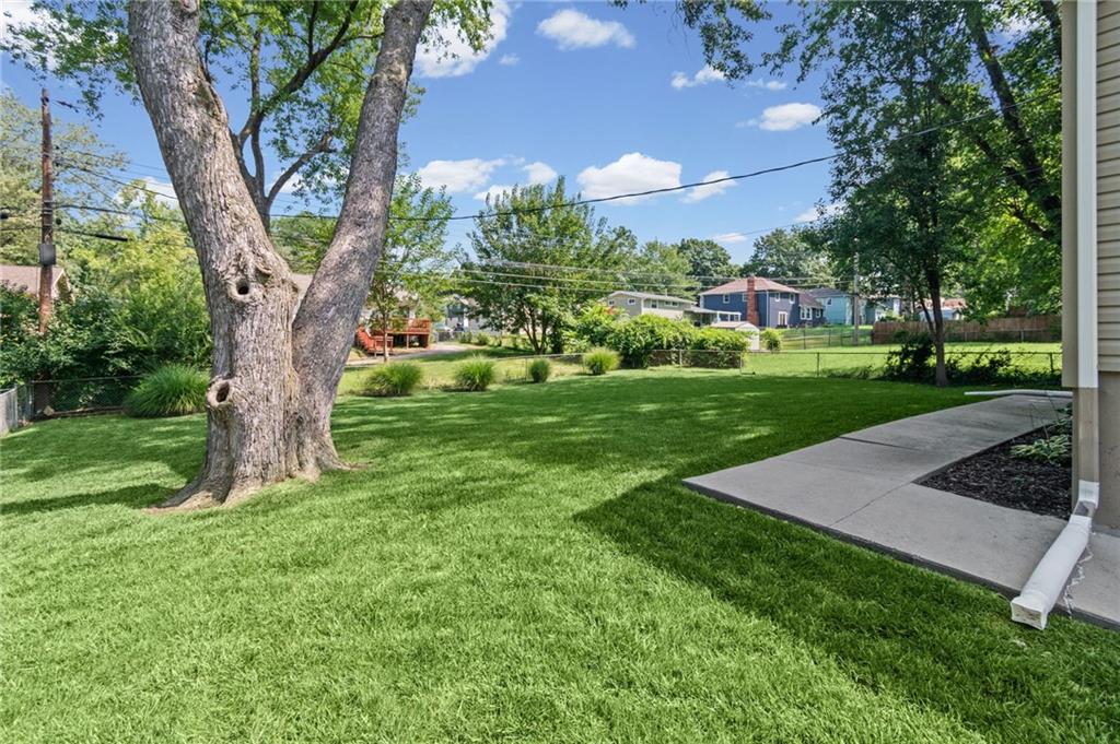Listing Photo MLS #HMS2638353