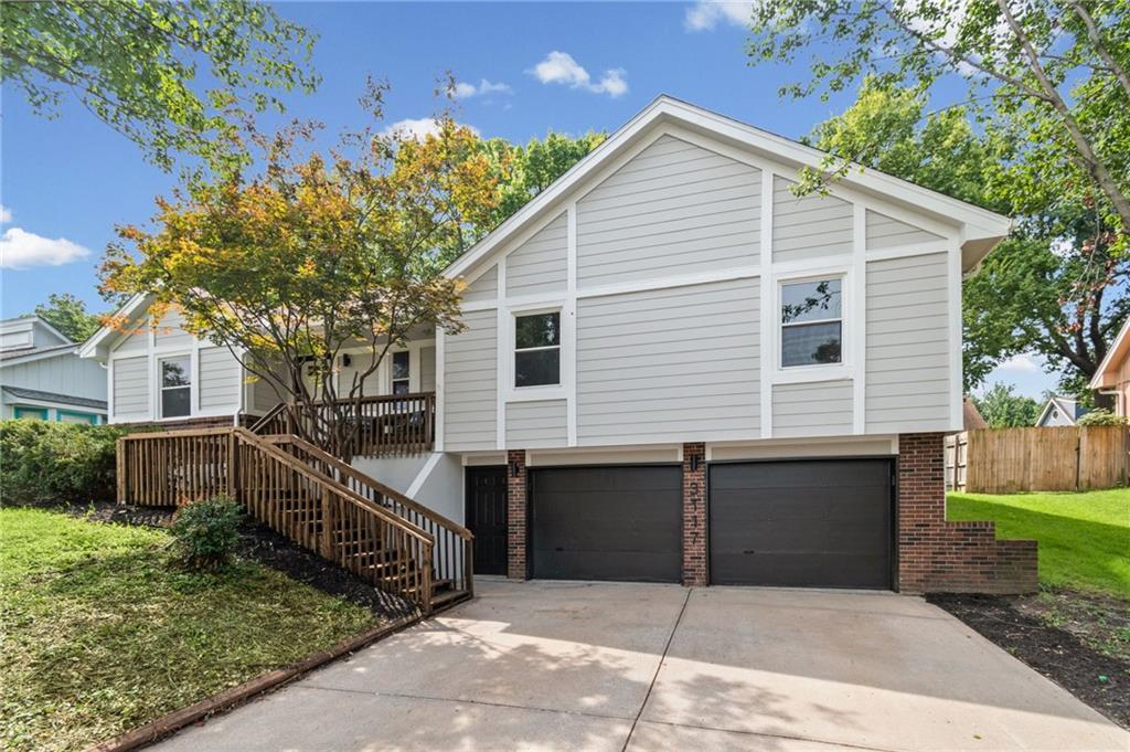 Listing Photo MLS #HMS2638356