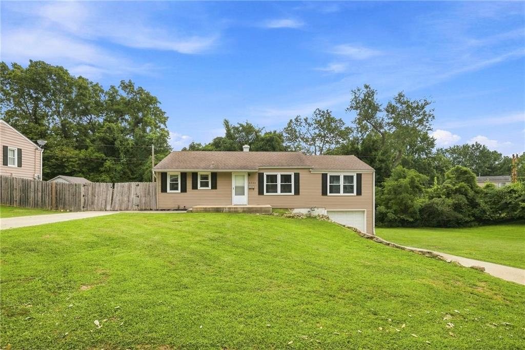 Listing Photo MLS #HMS2638369