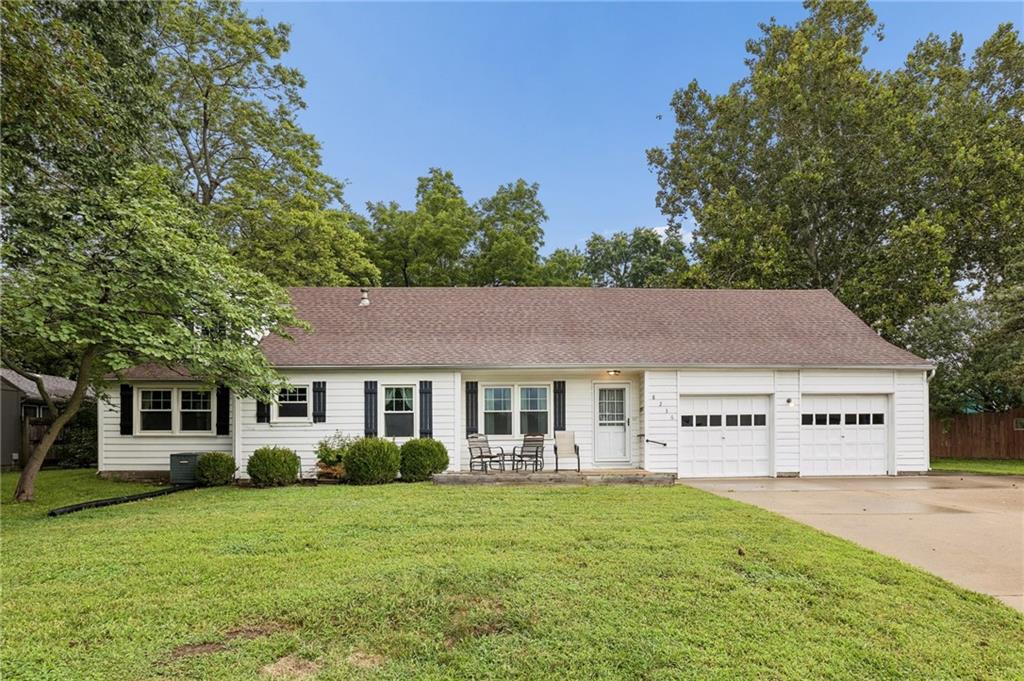 Listing Photo MLS #HMS2638376