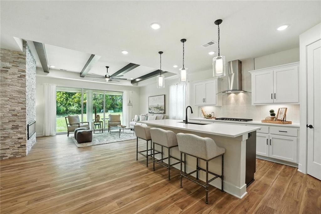 Listing Photo MLS #HMS2638403