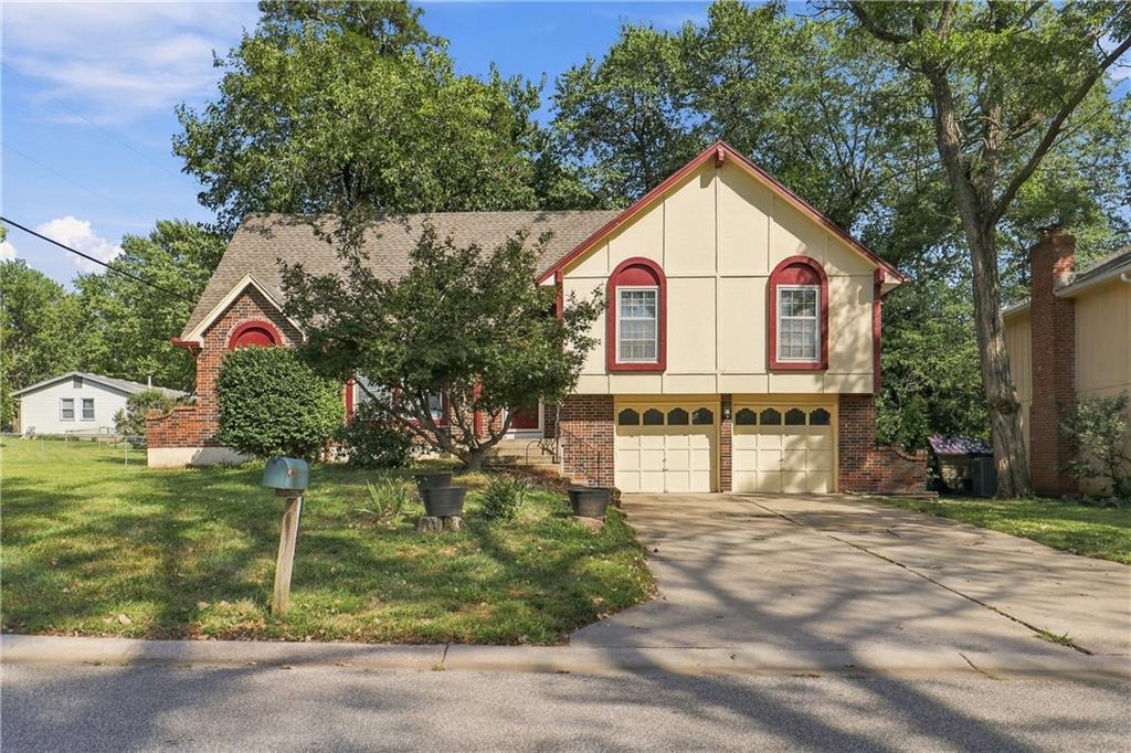 Listing Photo MLS #HMS2638509