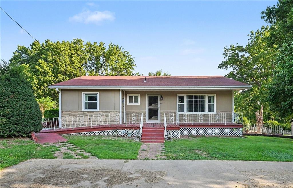 Listing Photo MLS #HMS2638635