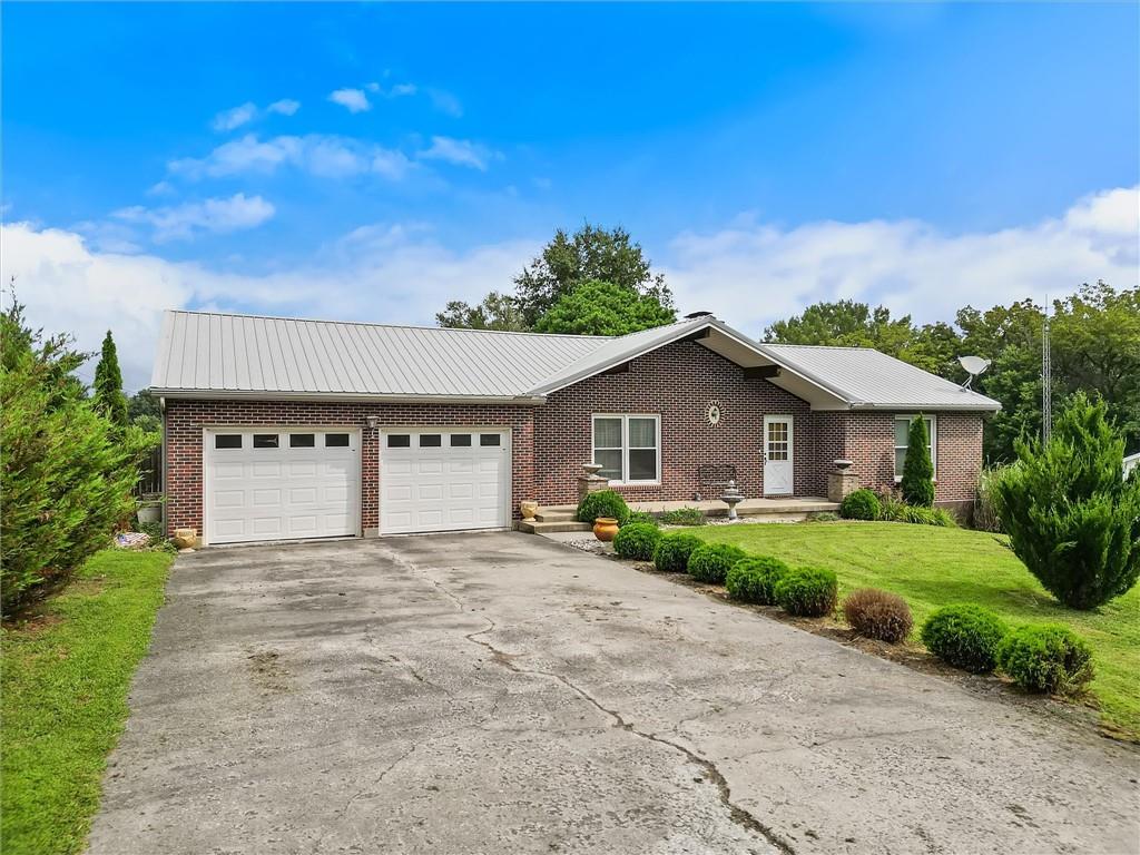 Listing Photo MLS #HMS2638640