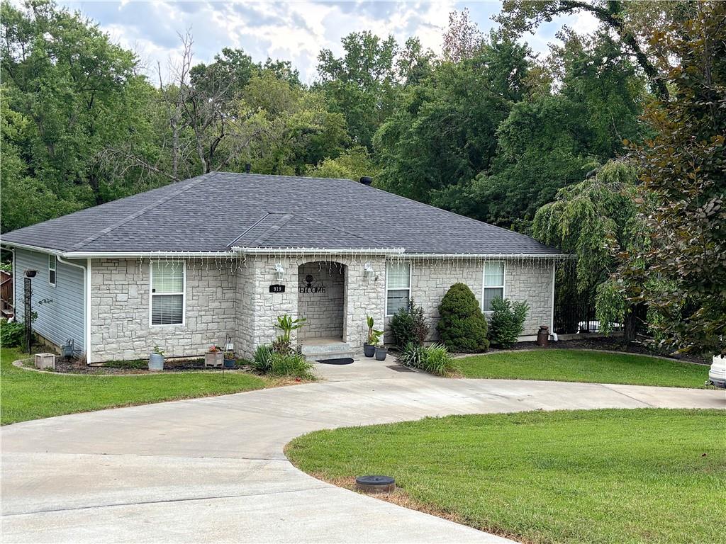 Listing Photo MLS #HMS2638685