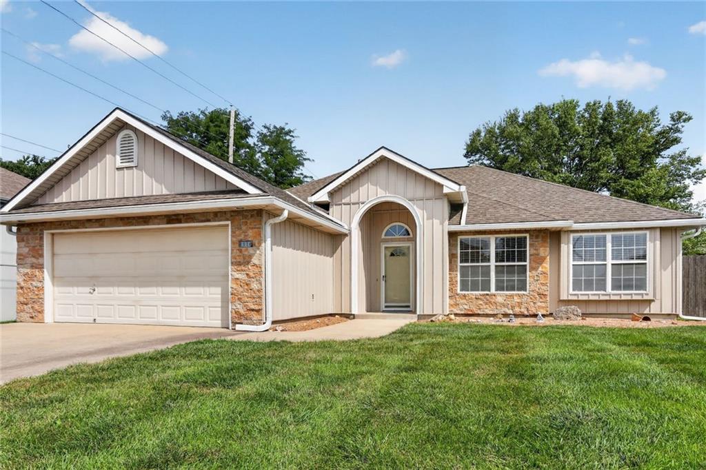 Listing Photo MLS #HMS2638713
