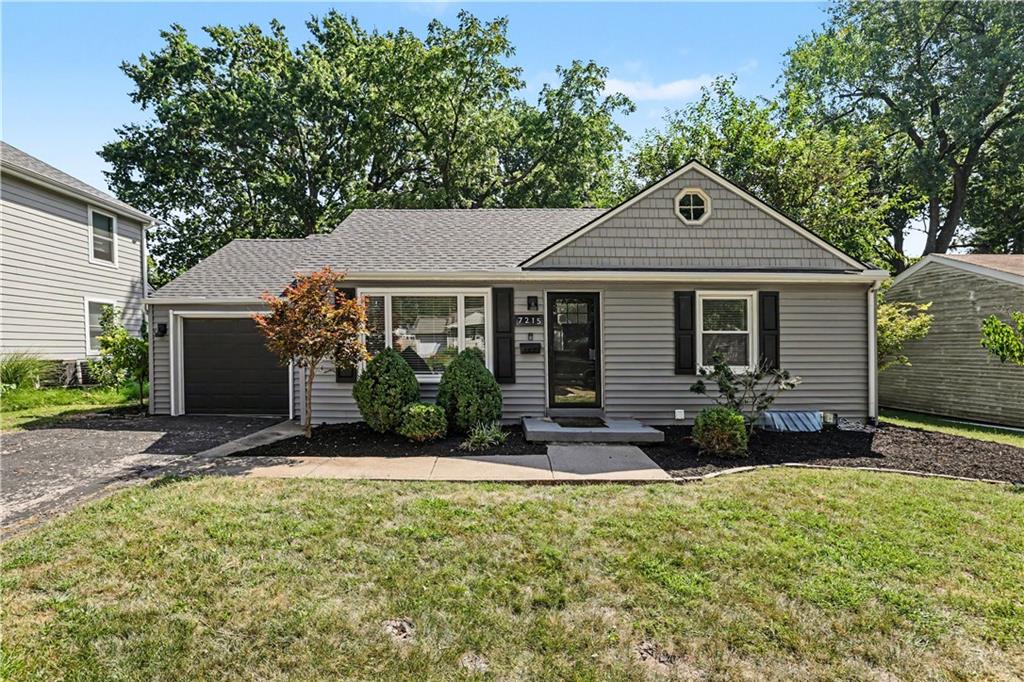 Listing Photo MLS #HMS2638733