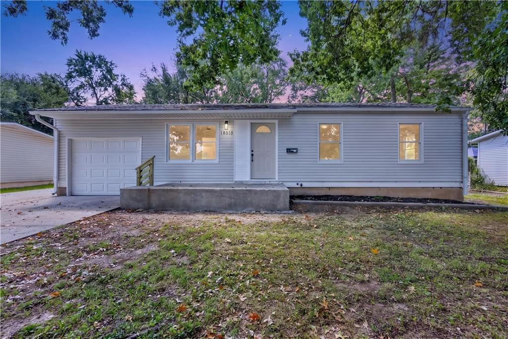 Listing Photo MLS #HMS2638790