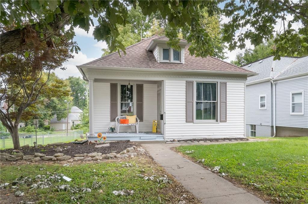 Listing Photo MLS #HMS2638795