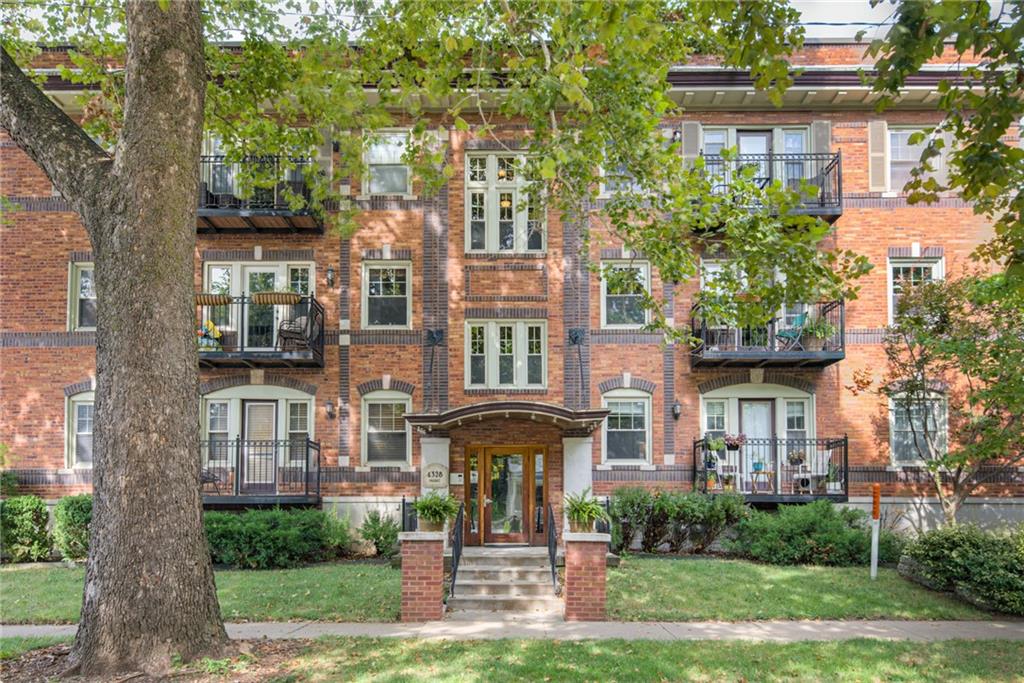 Listing Photo MLS #HMS2638836